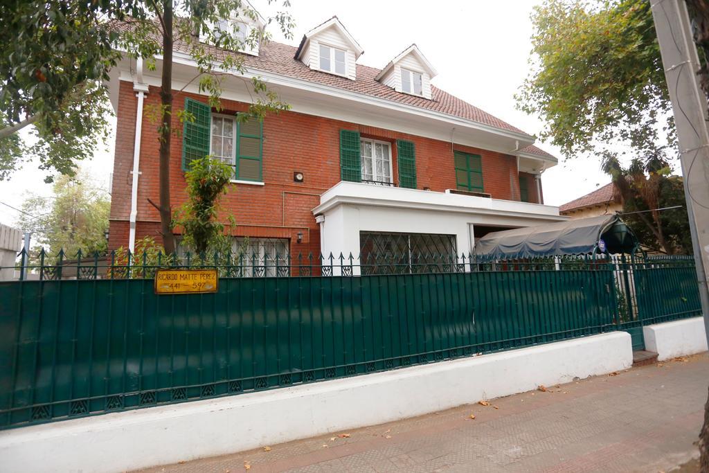 Salvador Hostal & Cafe ซานติอาโก ภายนอก รูปภาพ