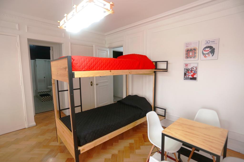 Salvador Hostal & Cafe ซานติอาโก ภายนอก รูปภาพ