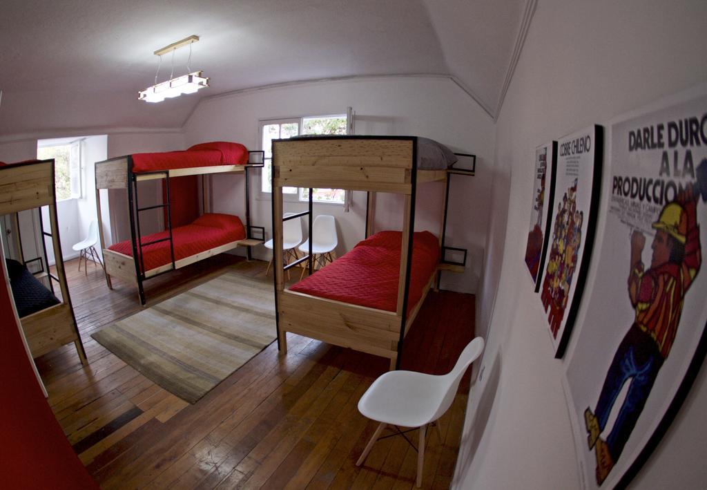Salvador Hostal & Cafe ซานติอาโก ภายนอก รูปภาพ