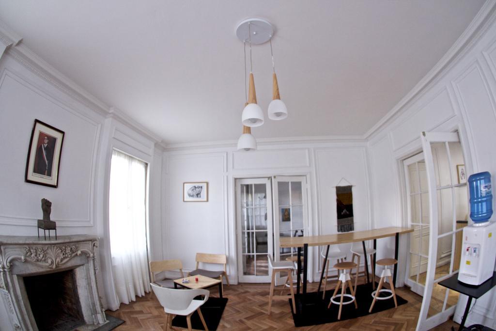 Salvador Hostal & Cafe ซานติอาโก ภายนอก รูปภาพ