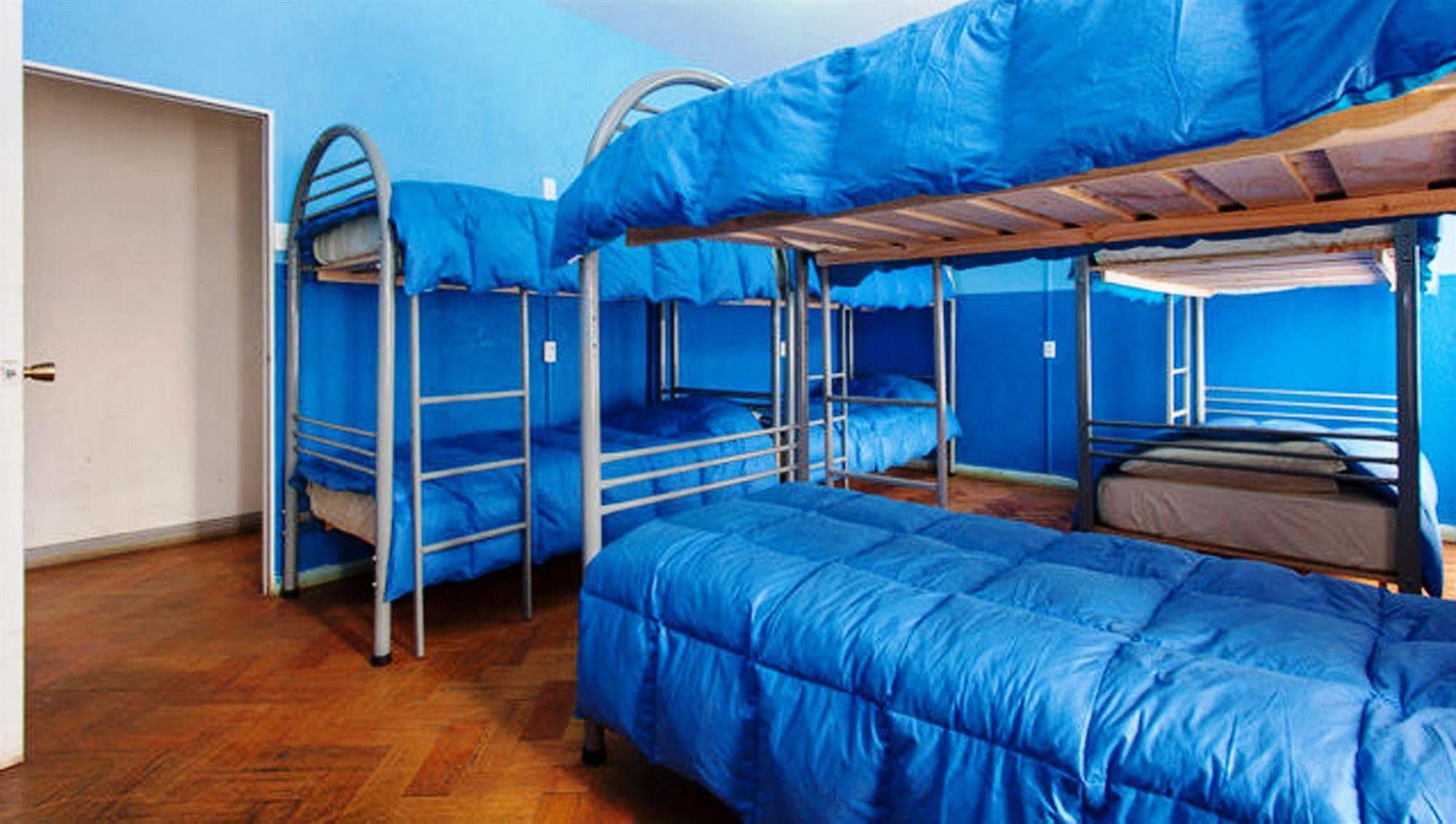 Salvador Hostal & Cafe ซานติอาโก ภายนอก รูปภาพ