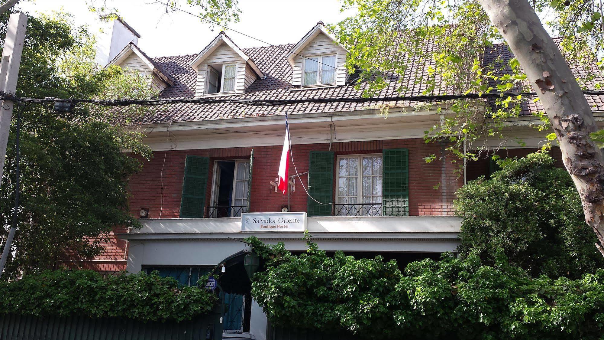 Salvador Hostal & Cafe ซานติอาโก ภายนอก รูปภาพ